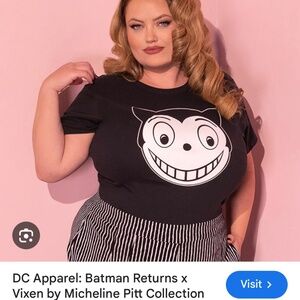 Vixen Micheline Pitt, Batman Returns Tee S